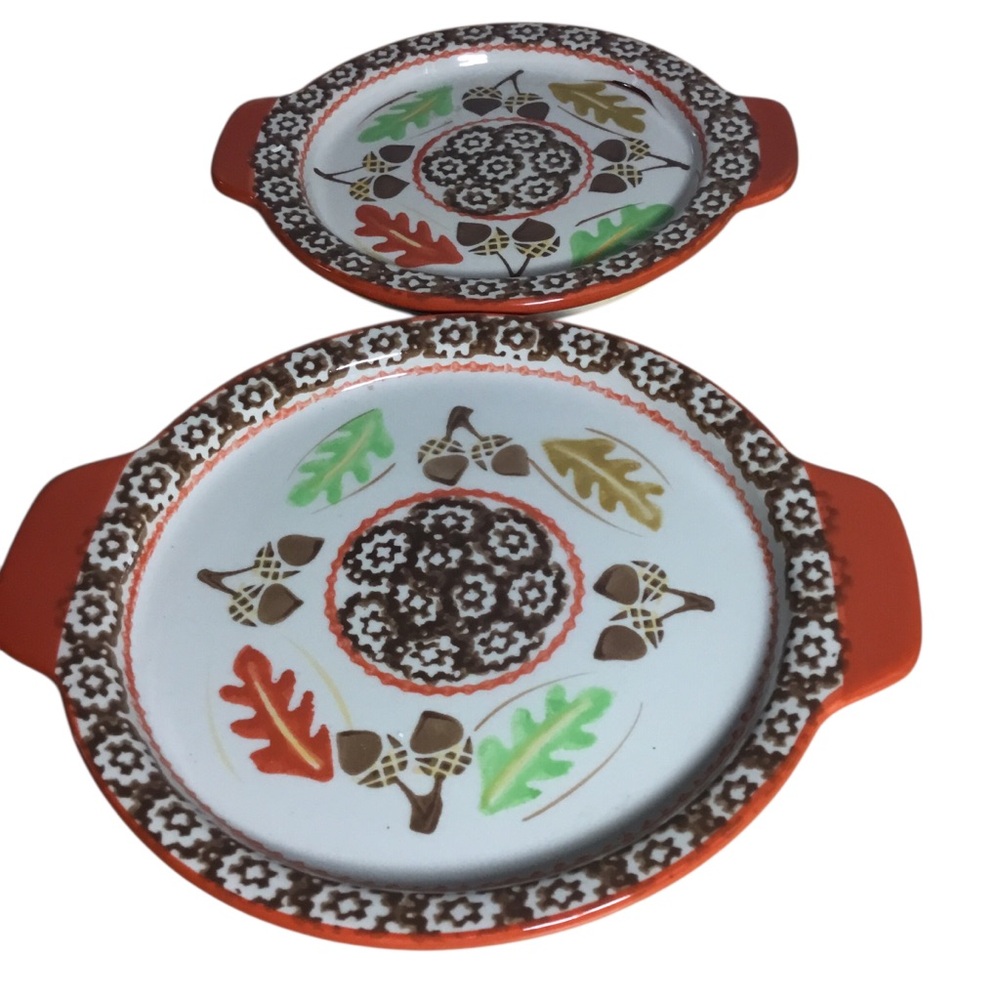 Temptations Tara Old World Round Burnt Orange Leaf Acorn 2 Serving Plates